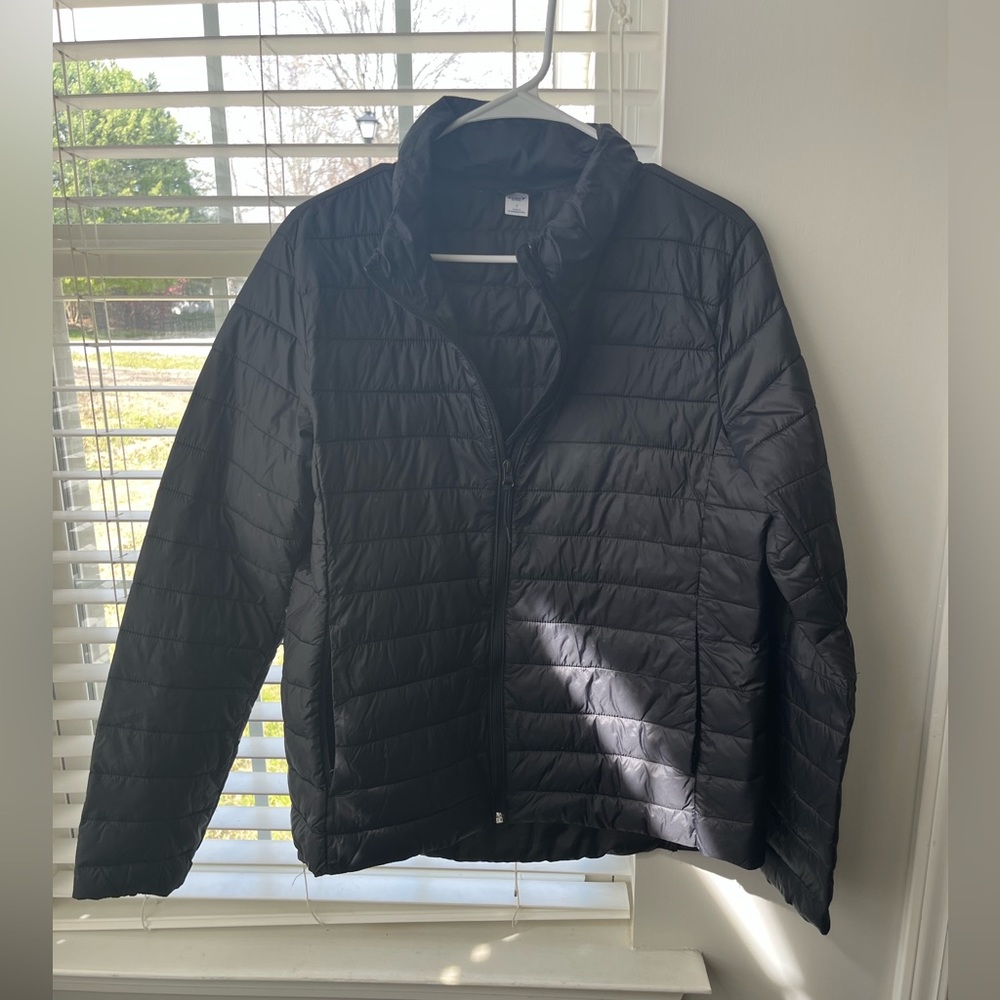 Light puffy jacket